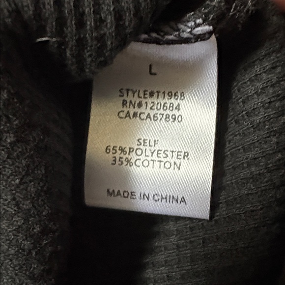 Hot Topic Tank Top - Picture 4 of 6